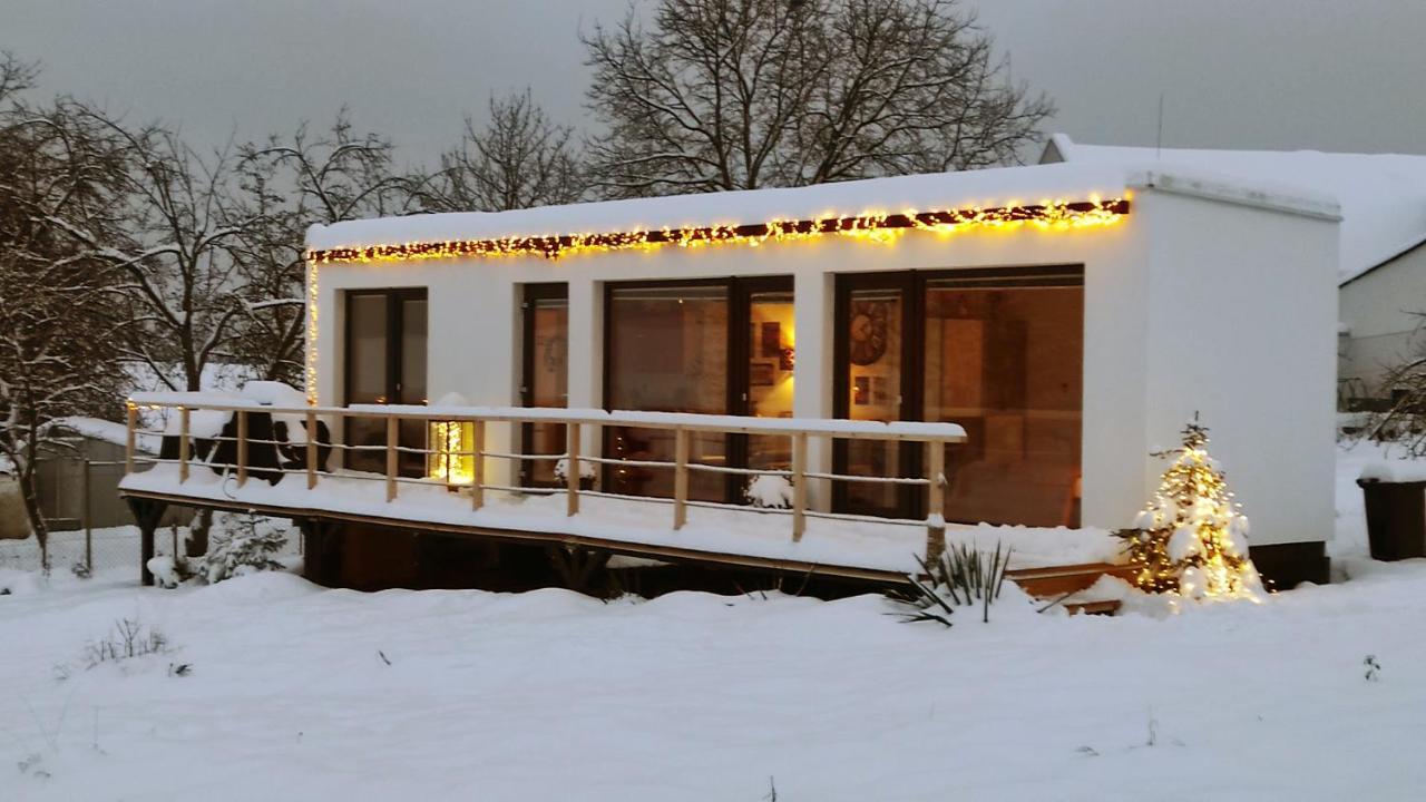 Ranch 66 - Moderni Tiny House Black Swallow Ve Stylu Route 66 Se Saunou A Bazenem Tršice Kültér fotó